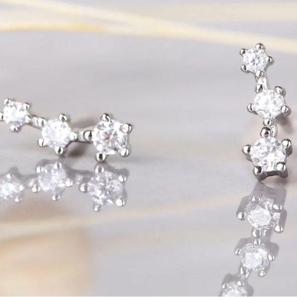 925 Sterling Earring Set: 2pc Earring Jacket, 2pc Huggie Hoops, 2pc Climbers - Picture 5 of 7